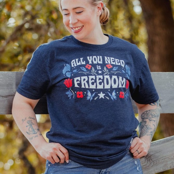 Women's Freedom Boyfriend Fit T-Shirt - Midnight Navy - Image 7