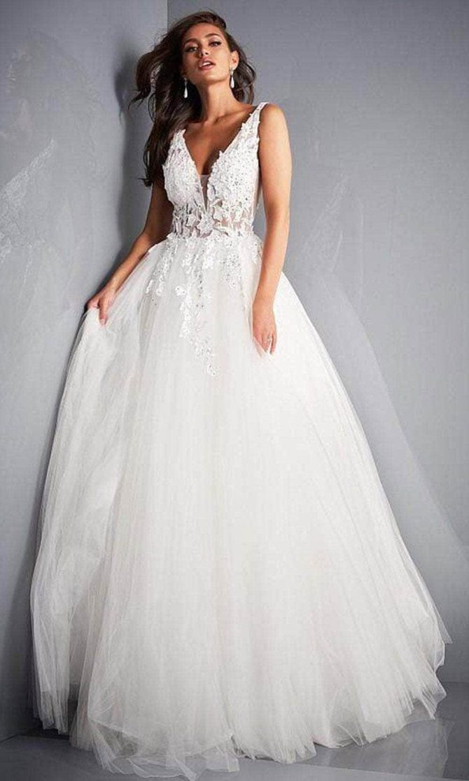 02840 Plunging Neck Floral Applique Tulle Ballgown - Image 3