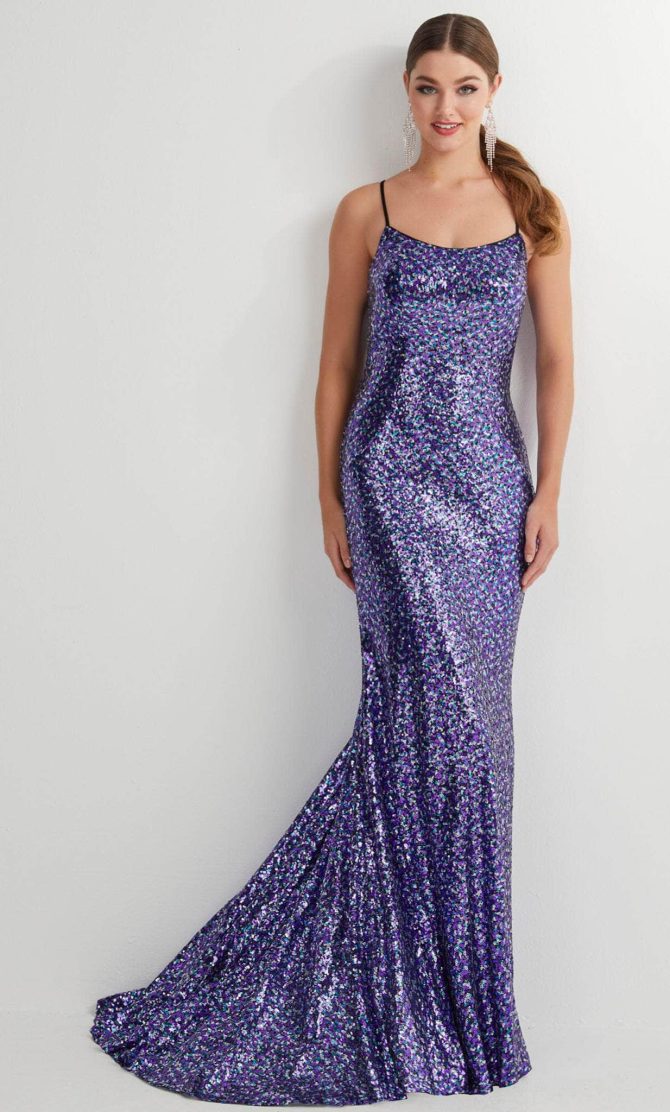 Sleeveless Scoop Neck Evening Gown - Image 3